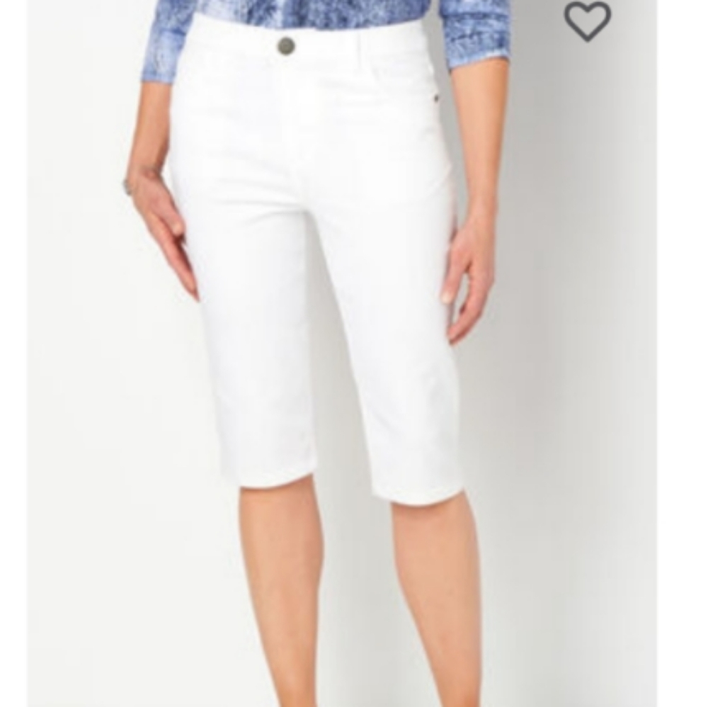 Christopher Banks White Skimmer sz4 avg